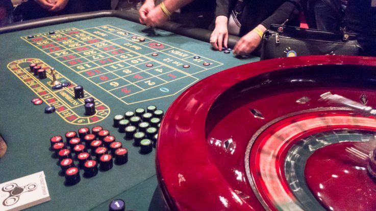 پاکستان میں Lucky Chance APP کا آن لائن کیسینو سیکشن کھولیں۔